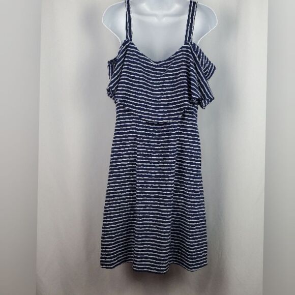 SIGNATURE BY ROBBIE BEE Dress - Picture 6 of 7